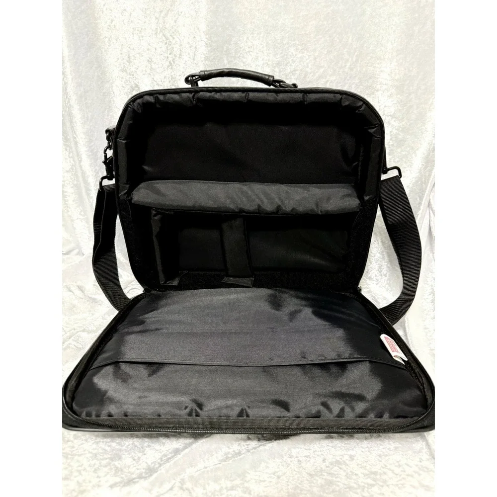 Targus‎ Black Leather Laptop Messenger Bag Red Stitching Tech Case Carry Strap